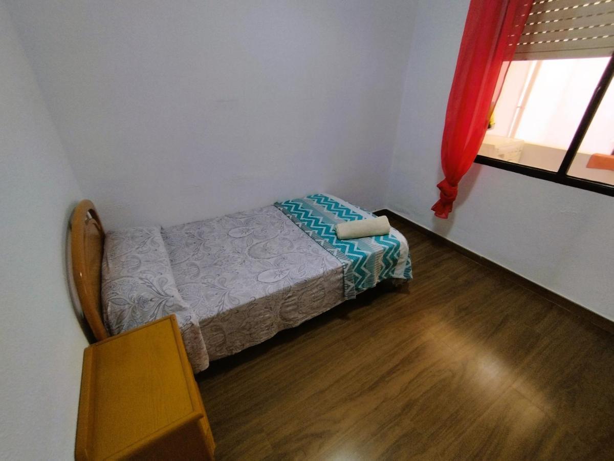 Sunny Flat With Huge Terrace! Close Downtown! Аликанте Екстериор снимка
